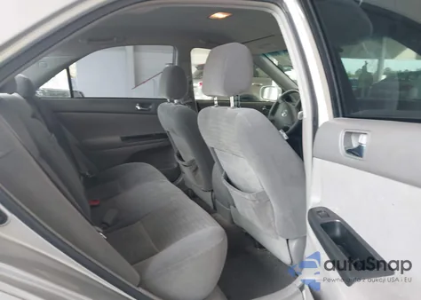 2005 Toyota Camry Le V6 из США, поврежденный, VIN 4T1BF30K15U107824